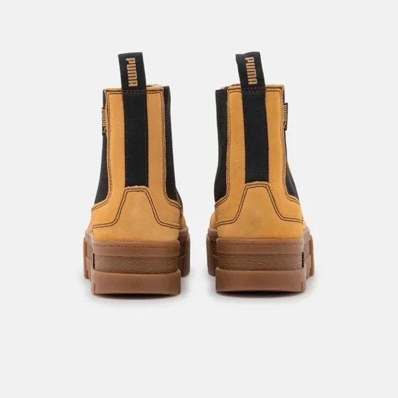 Puma Women’s Mayze Platform Chelsea Suede Tan Gum Sole Casual Boots Size 8.5 New - Picture 10 of 13